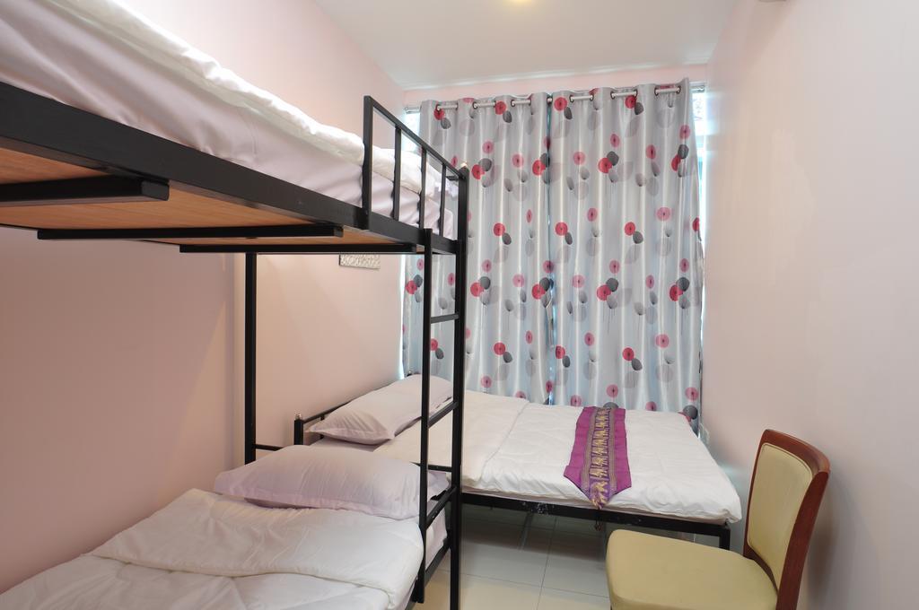 Orchid Hostel Bangkok Bagian luar foto