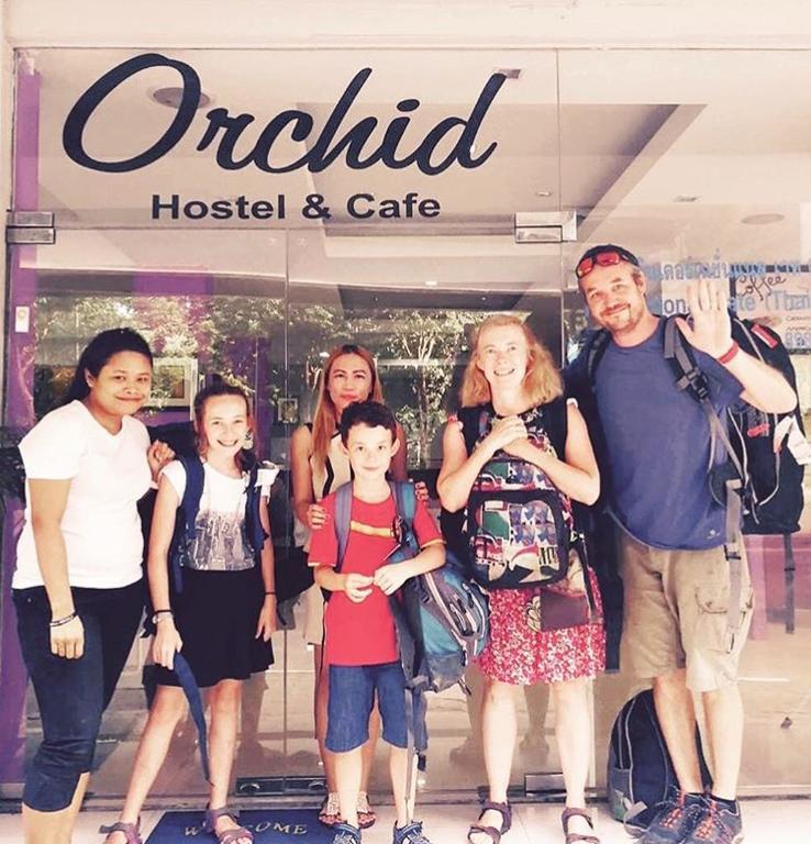 Orchid Hostel Bangkok Bagian luar foto