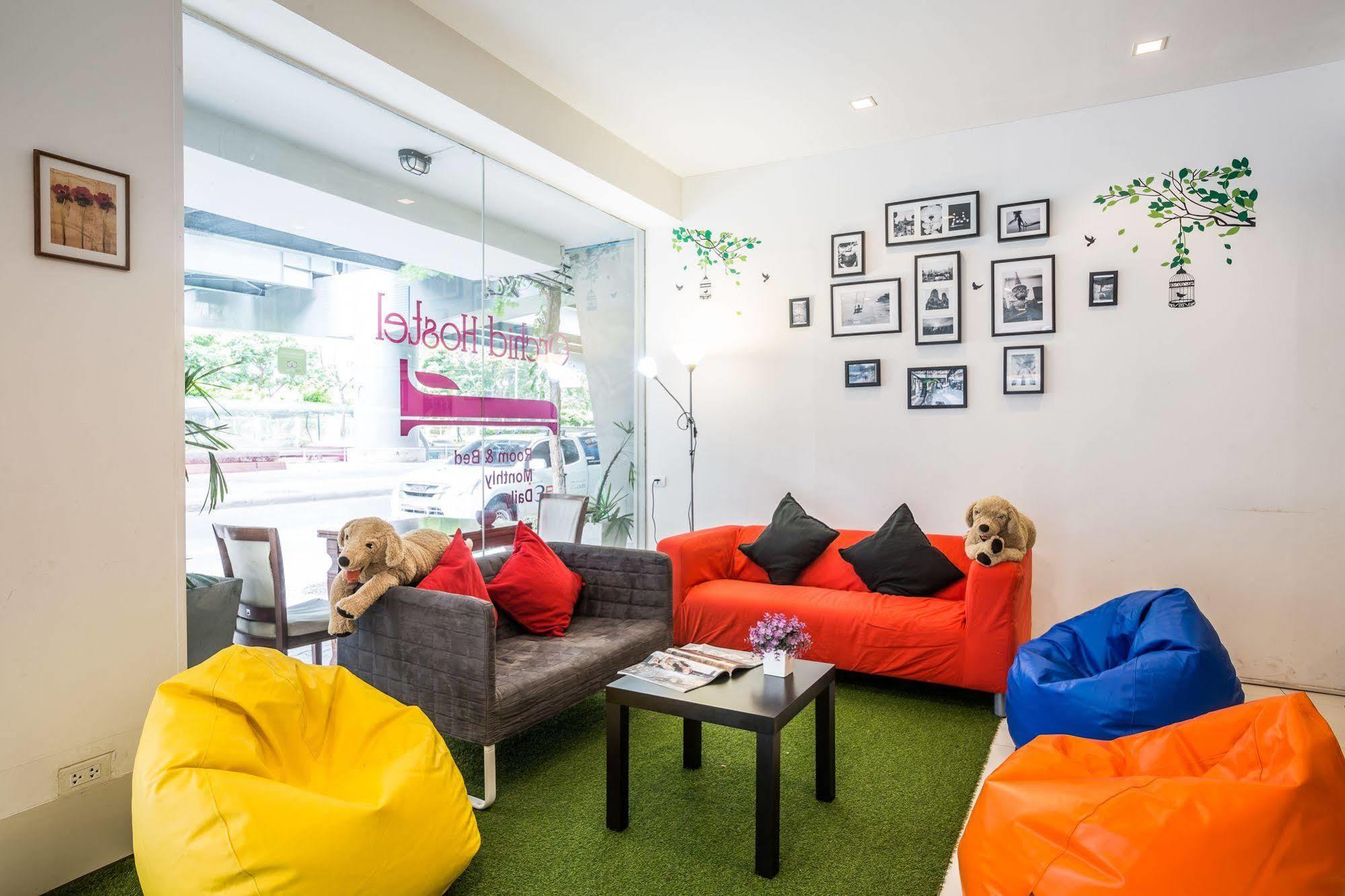 Orchid Hostel Bangkok Bagian luar foto
